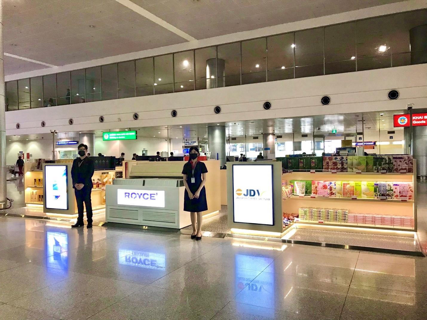 First Opening 02 Jalux Duty Free Vietnam Stores At Tan Son Nhat  International Airport | Công Ty Cổ Phần Dịch Vụ Hàng Không Taseco
